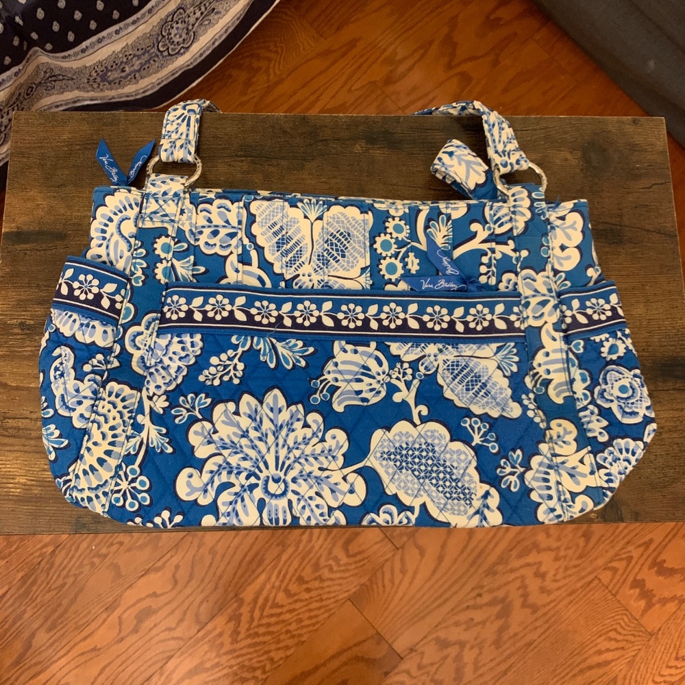 Vera Bradley Blue/White Floral Quilted Zipper Closure Purse - 16"